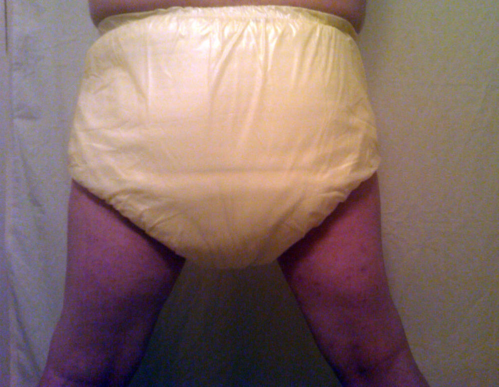 Diapered Behind
My diapered rear
Keywords: Diaper Diapers Cloth Vinyl Plastic