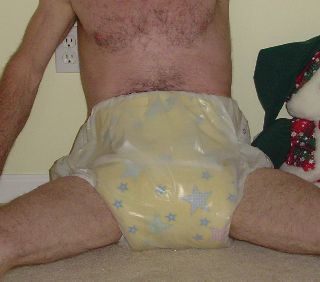 blustars on yellow flannel diapers
