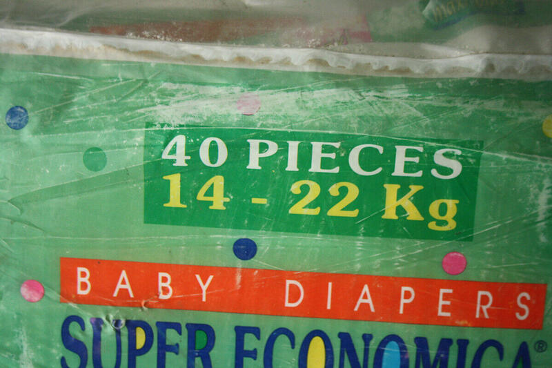 Super Economica Plastic Disposable Nappies - Unisex - No5 - Maxi Plus - 14-22kg - 31-48lbs - 40pcs - 7
