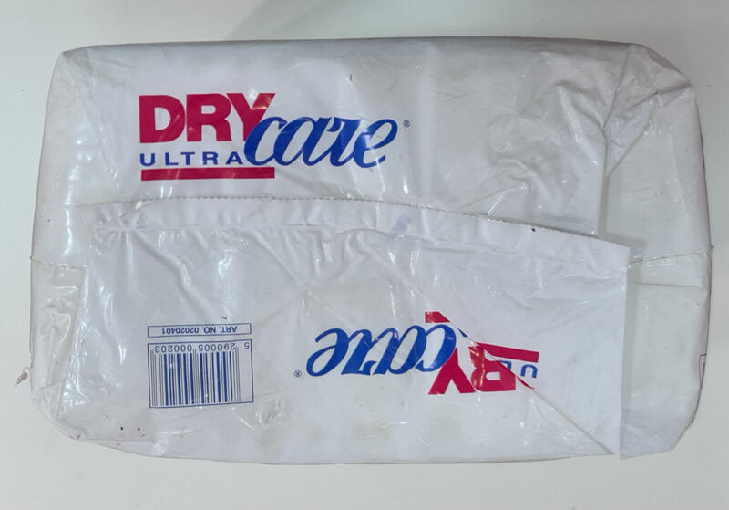 Ultra Dry Care Adult Incontinence Briefs - No3 - Large - 100-150cm - 15pcs - 2
