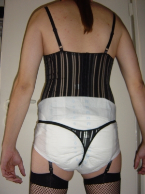 JoJo - Diaper & lingerie
For more pics visit http://mitglied.lycos.de/jojoboy
