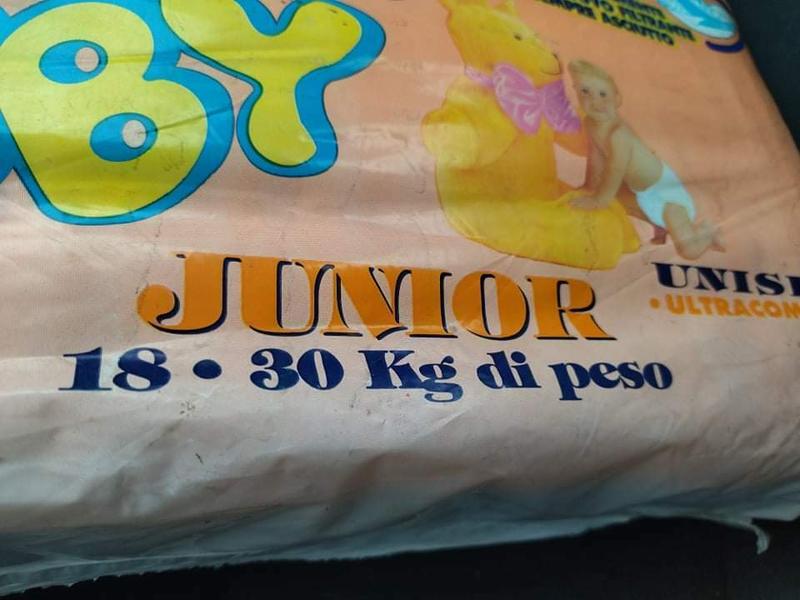 Baby & Baby Plastic Disposable Nappies - No6 - Junior - 18-30kg -24pcs - 2
